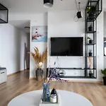 Queen's Palace Apartment