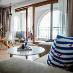 Apartment Queen's Palace Balchik