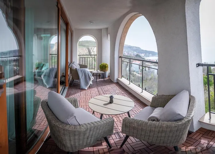 Apartamento Queen's Palace Balchik